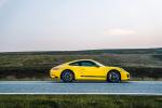Porsche 911 Carrera T Coupe 2018 года (UK)